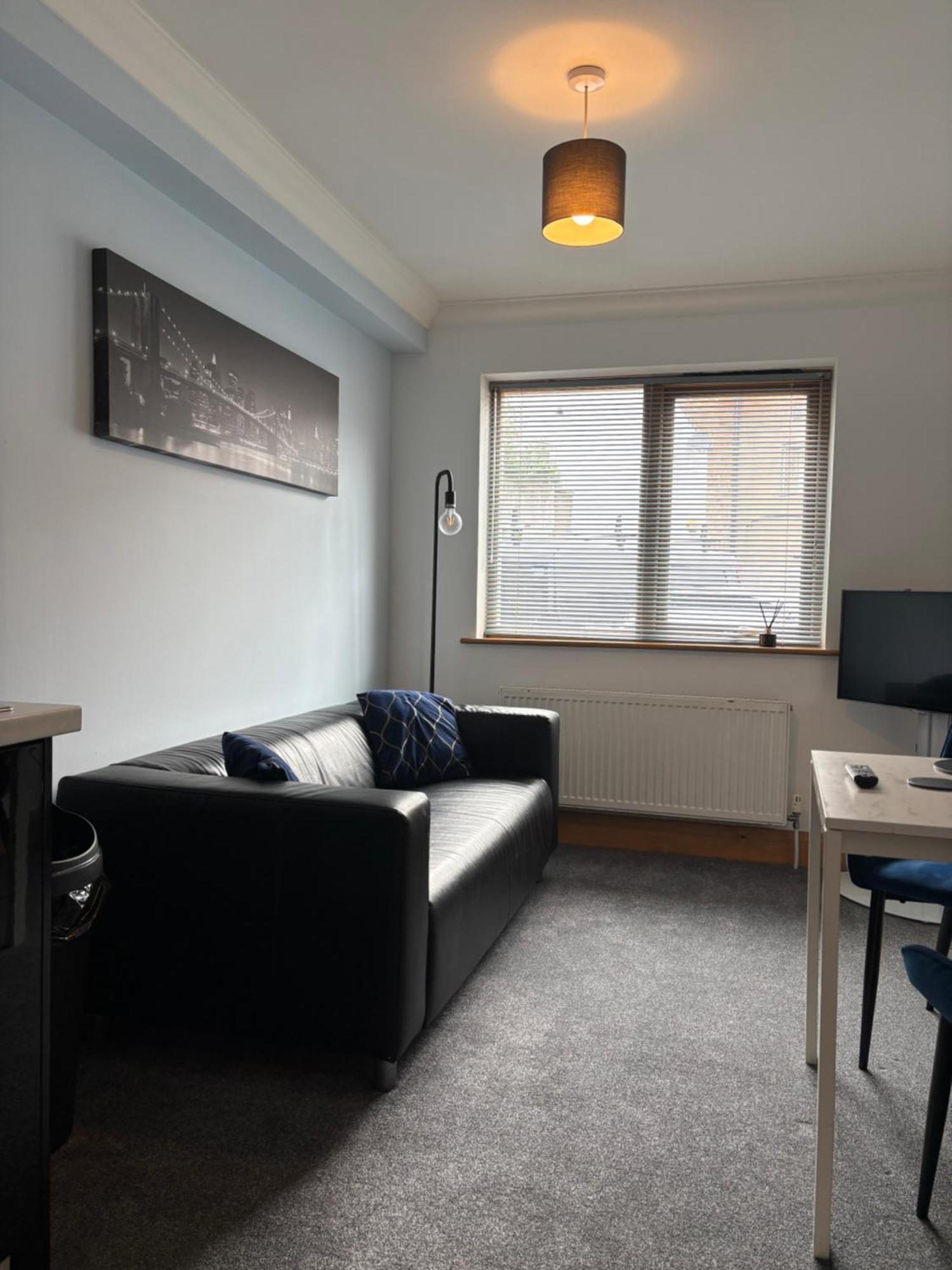 Apartment Stylish 1 Bedroom In Centre
